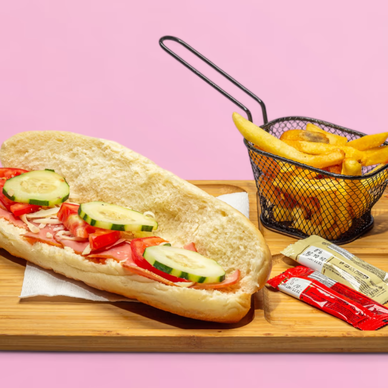 Sandwich Proshutë Me Pomfrit